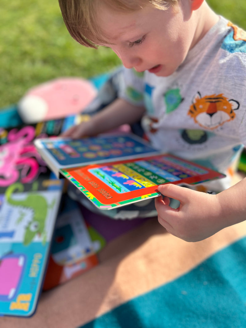 6 Tips On How to Build Early Reading Habits (Without The Pressure)