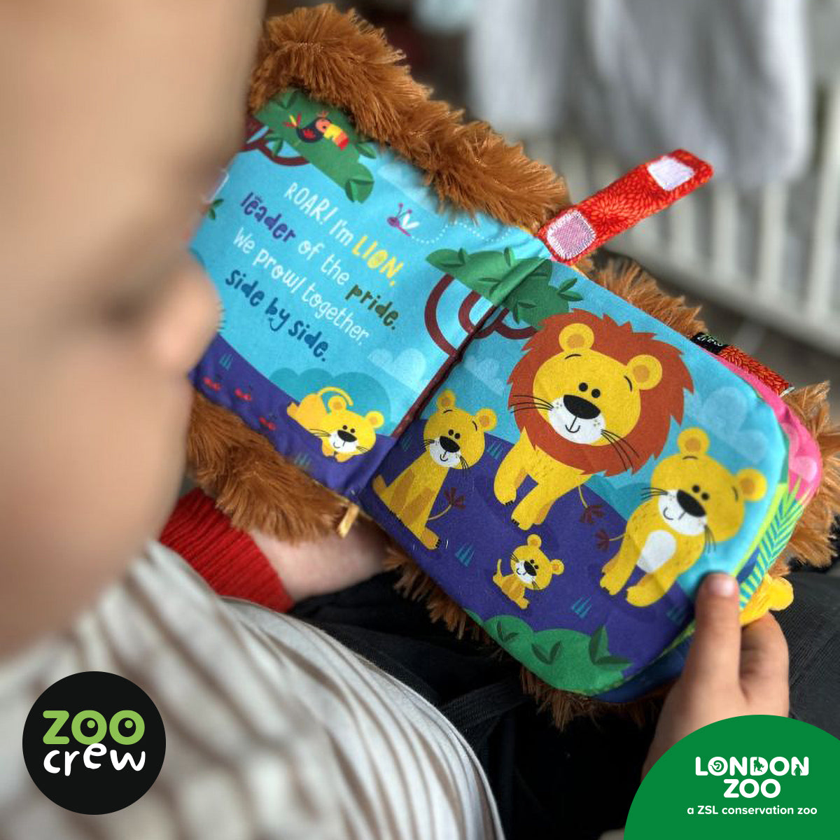 Hand-Puppet Cloth Book Lion 8 (9781836427155) by Make Believe Ideas